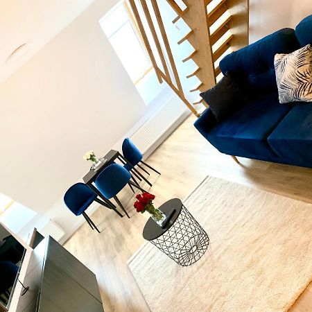 Apartament W Samym Sercu Miasta Z Darmowym Parkingiem Pod Zlotym Lwem -Hotel VI Klodzko Luaran gambar